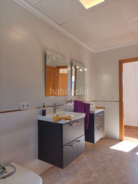 Foto 45152cec-2eb2-42d5-b4e5-f64f6fe3dbcf. Casa amb calefacció aparcament piscina a Beniarrés