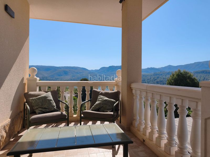 Foto 61791e25-4c18-42ca-b14d-d7b9475b8bd0. Casa amb calefacció aparcament piscina a Beniarrés