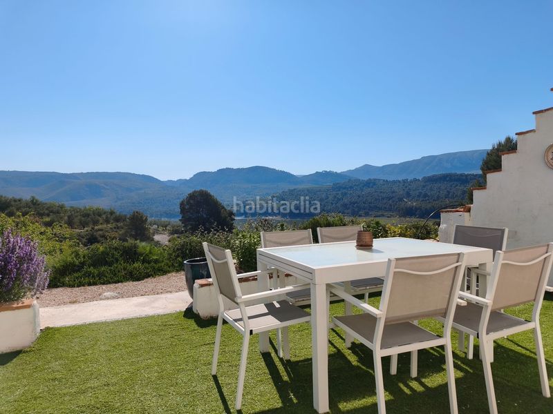 Foto b87bb125-2b88-4cb4-a781-0f9cb7277dd1. Casa amb calefacció aparcament piscina a Beniarrés