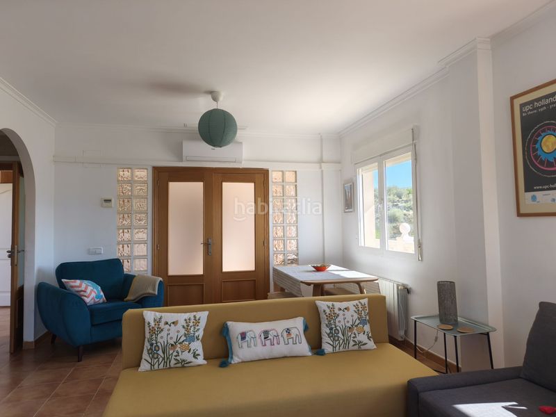 Foto f01142f7-1e0d-4065-8346-720e56b68411. Casa amb calefacció aparcament piscina a Beniarrés