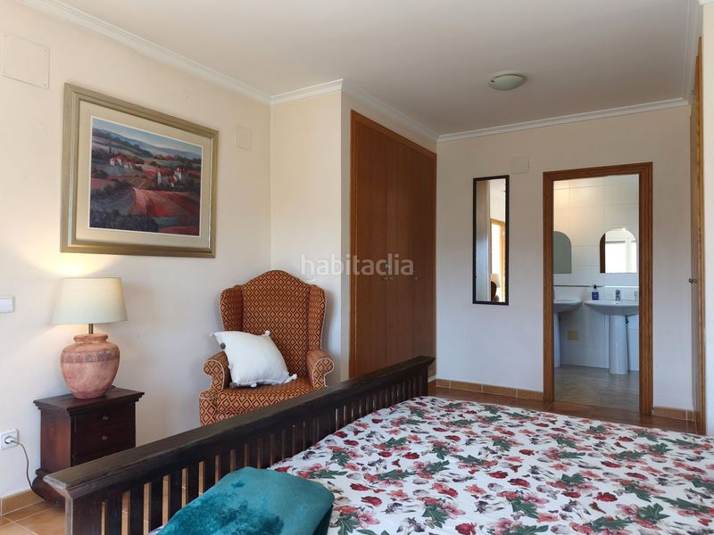 Foto f8d751e2-3397-45b5-a5bb-91e34be01ca7. Casa amb calefacció aparcament piscina a Beniarrés