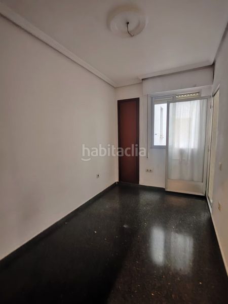 Foto 4f8b9859-d62c-4aa0-afc2-dbf7d9d21f99. Flat in Eixample Alcoi