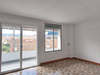 Penthouse in Eixample. Atico venta alcoy zona ensanche