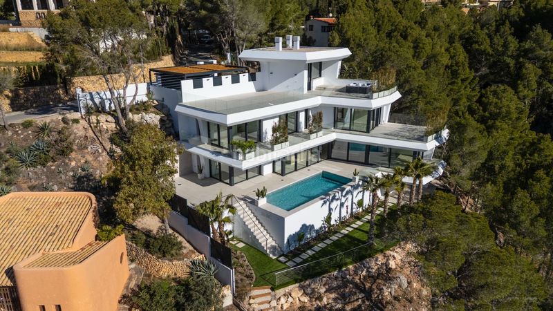 Foto 69ee4c5d-2a69-4ffc-9e60-737991fbadb0. Casa amb calefacció aparcament piscina a Altea la vella Altea