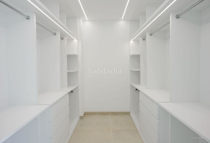 Foto 74f7a25b-9102-4e88-b828-b5c7abf737c8. Casa amb calefacció aparcament piscina a Altea la vella Altea