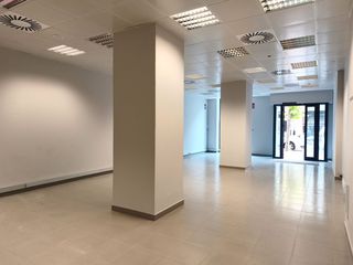 Lloguer Local Comercial a Centre-Zona Alta. Local alquiler alcoy zona centro