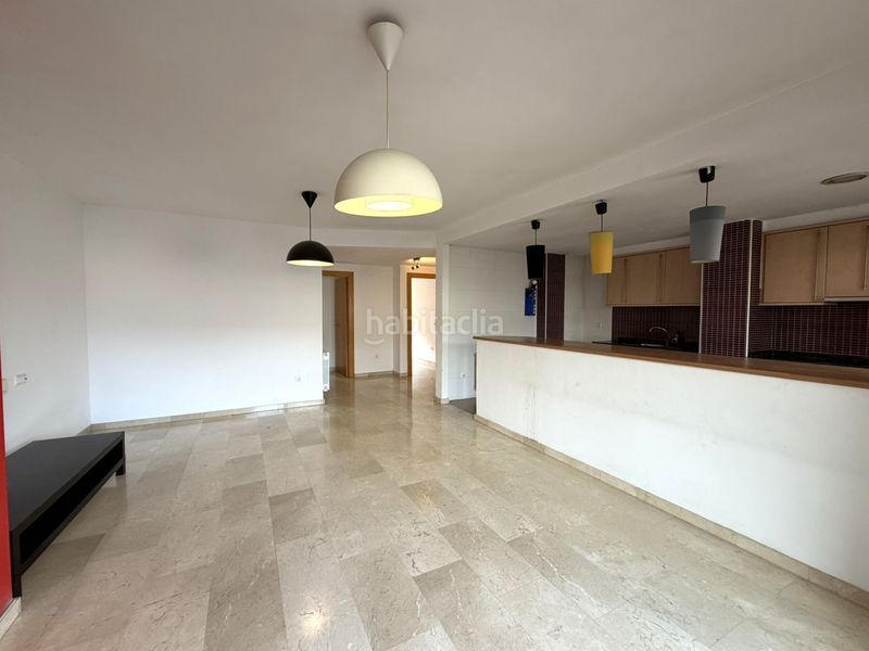Foto 45a7b9e7-aa6c-4c59-b3d9-6c6140986471. Àtic amb calefacció a Centre-Zona Alta Alcoi