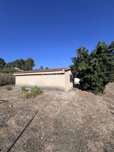 Foto 0b0ef513-6f57-485d-8fe6-efaebd6a8197. Casa amb piscina a Alcosser