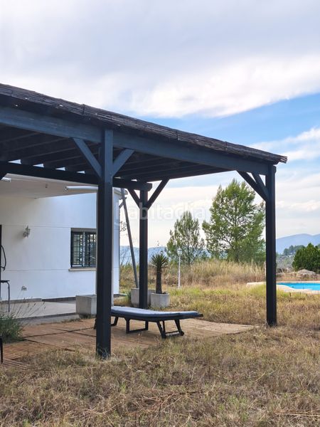 Foto cf953c73-ad55-4e50-bd28-80e768f797e7. Casa amb piscina a Millena