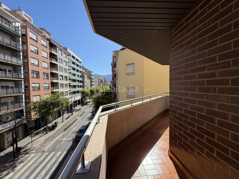 Foto bbffedac-70a3-4b43-a9b1-1852ec7e6e82. Flat with heating in Eixample Alcoi