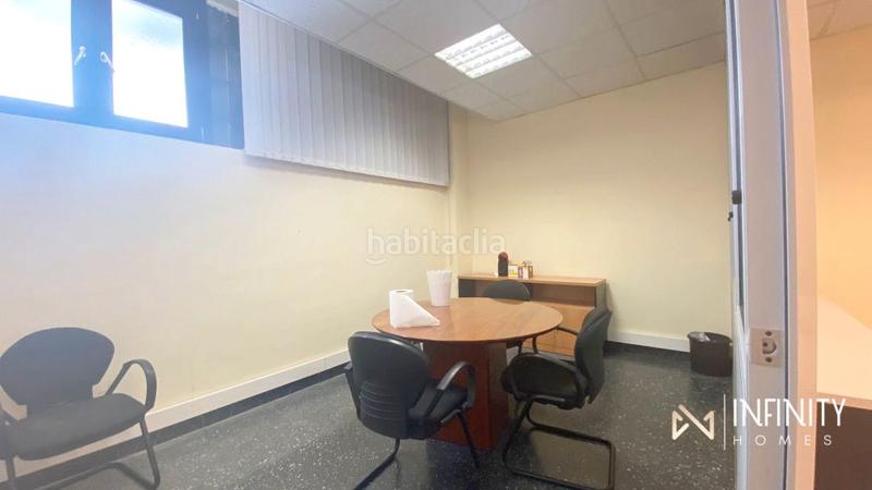 Foto 0eb7543b-3259-4252-94ff-c1c80a0c493b. Alquiler local comercial se alquila oficina en uribitartte en Bilbao