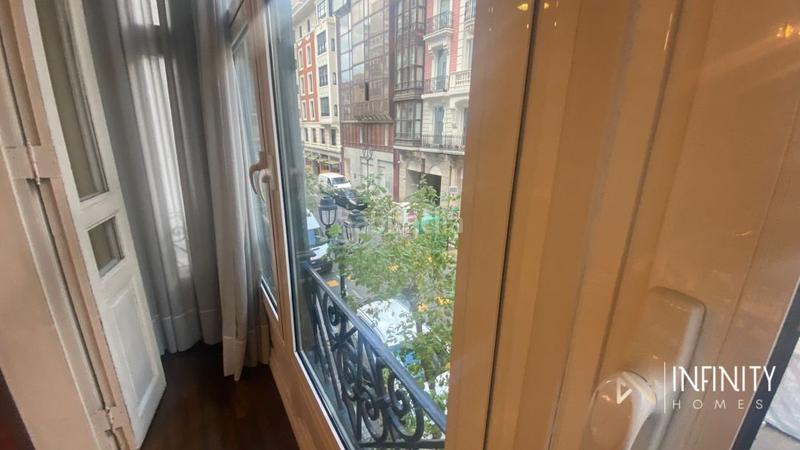 Foto 81a2df04-862f-44cc-8fcc-ae3b5ea476bc. Location bureau avec chauffage parking dans Ensanche - Moyua - Diputación Bilbao