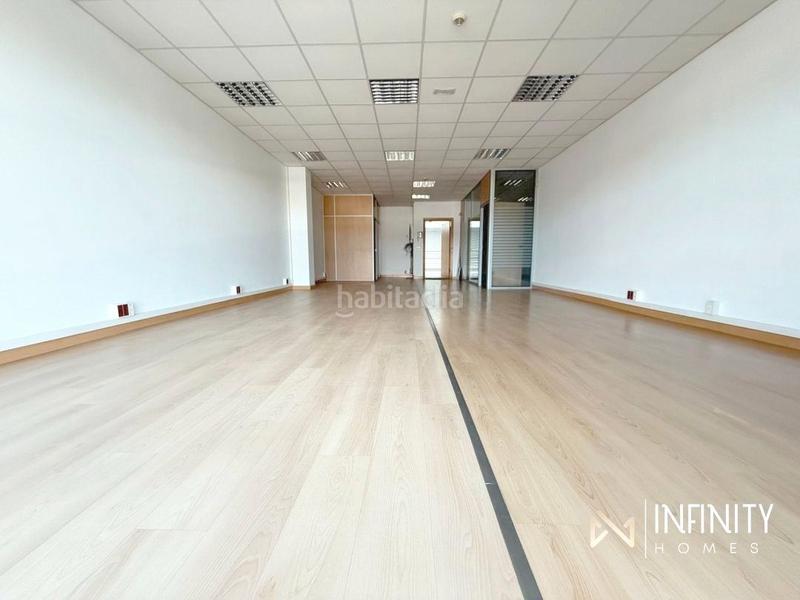 Foto 57bc8232-4d1d-4531-bcbf-e5818a346333. Rent office space with parking in Derio