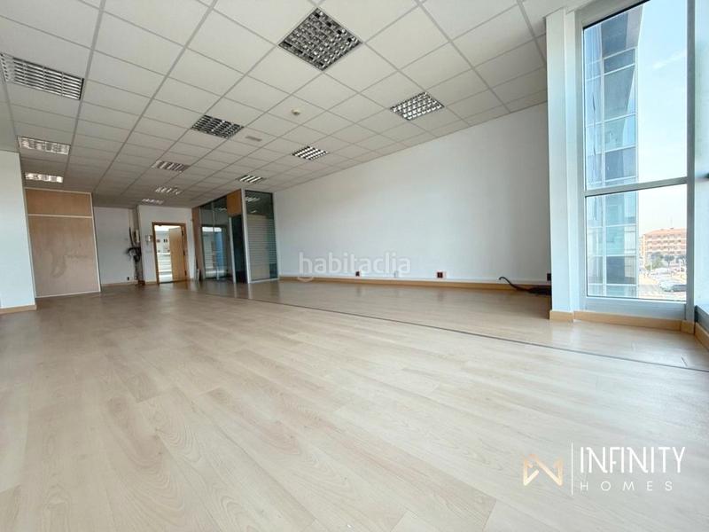 Foto 751e0b08-dfd6-430a-8ee3-7c8a845a200c. Rent office space with parking in Derio