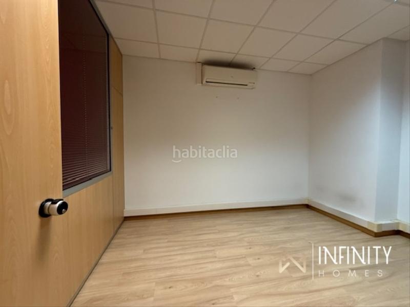 Foto ff71f92d-5379-48f4-8744-33a31b75e459. Miete büro mit parking in Derio