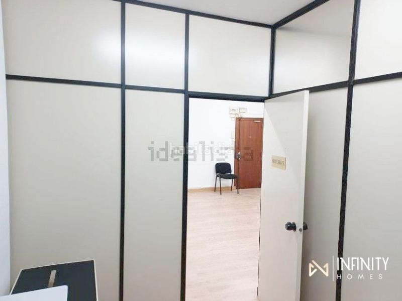 Foto 38946ec4-467e-4316-8ac1-9533634de4e7. Office space in Plaza Circular Bilbao