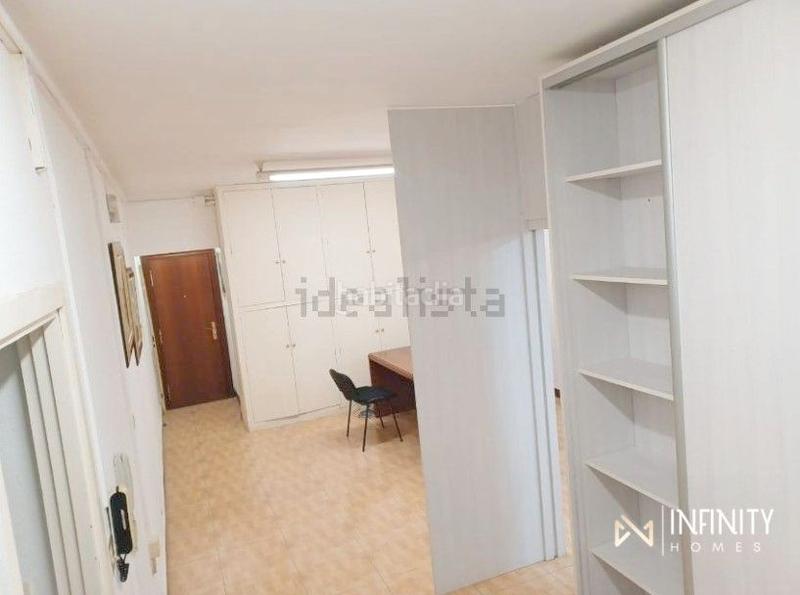 Foto a5f6a756-cba4-4f1e-9b18-c837663c3a0d. Office space in Plaza Circular Bilbao