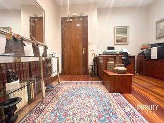 Pis  Barroeta aldamar kalea. Venta de vivienda en abando posibilidad de vivienda turística