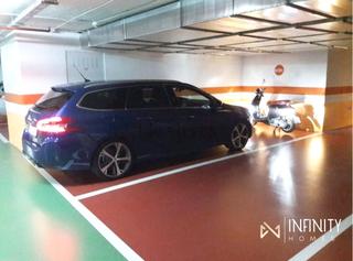 Parking voiture  Uribitarte pasealekua,6. Se vende amplia parcela de garaje con trastero anexo para coche
