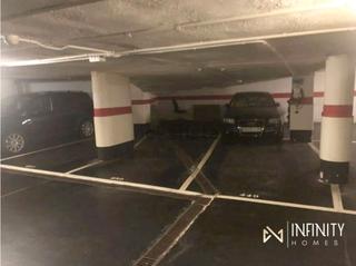 Car parking in Cosme Echevarrieta Kalea