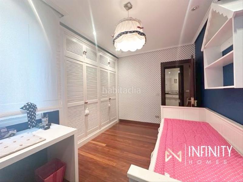 Foto 55667295-4850-412d-a377-be8b41791e58. Alquiler piso se alquila vivienda en abando con opción a parcela de garaje doble. en Bilbao