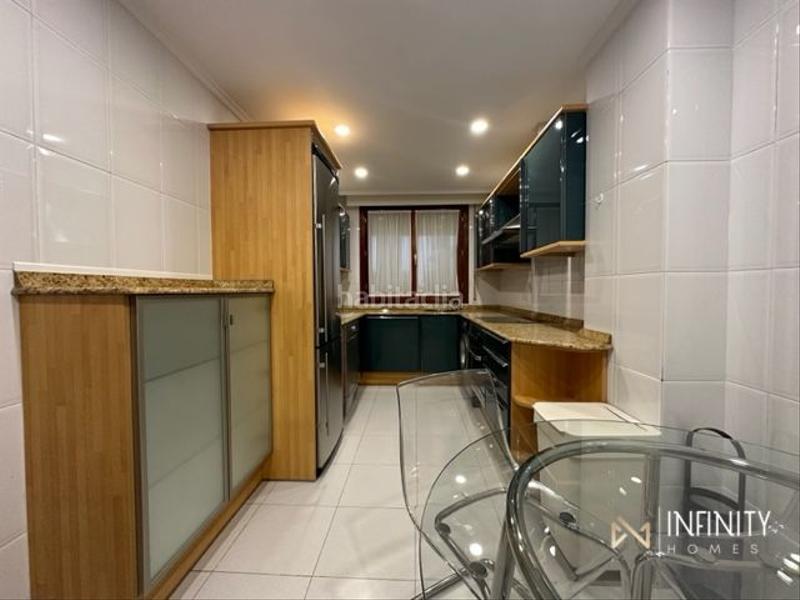 Foto 4e83e315-718b-4a97-b1aa-27d7f84692a6. Alquiler dúplex duplex en alquiler, en zona exclusiva de campo volantin en Bilbao