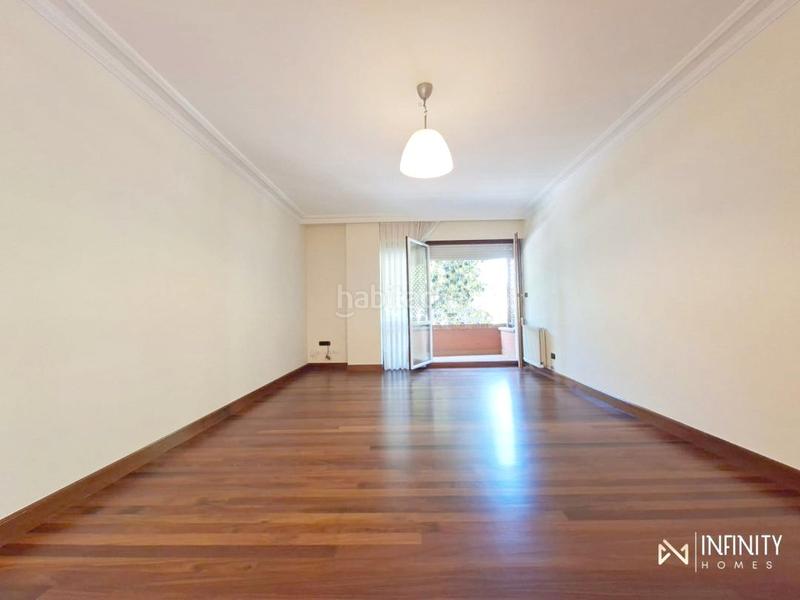 Foto 91ffe2e8-f6aa-4504-813a-27f80375a044. Location duplex avec chauffage parking dans Castaños - Begoñaibarra Bilbao