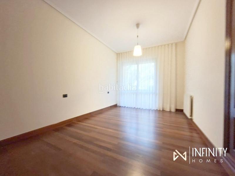 Foto b3edc41f-8924-47f9-8370-f11ec0b6aabc. Location duplex avec chauffage parking dans Castaños - Begoñaibarra Bilbao