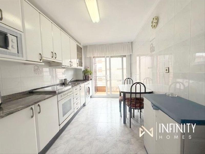 Foto 356f2c44-10e1-4ede-a94d-ddfbf27b8571. Alquiler piso se alquila vivienda temporal ideal empresas o trabajadores en Barakaldo