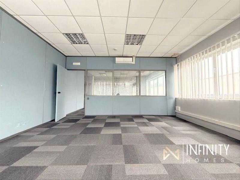 Foto dd593291-0aeb-4db7-b520-f59d3cc06fad. Miete büro mit heizung in Derio