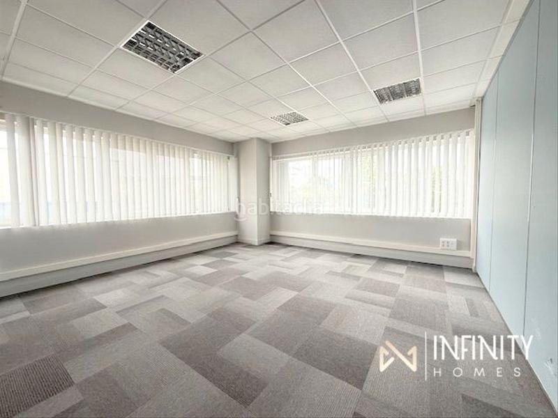 Foto f2eb9572-87b8-4645-afbb-f4180530f5b7. Miete büro mit heizung in Derio