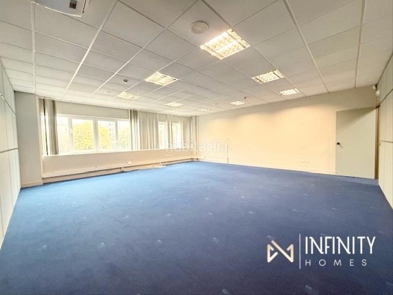 Foto 5b959162-f788-4d9f-ac04-288642fb5222. Ufficio con riscaldamento in Derio