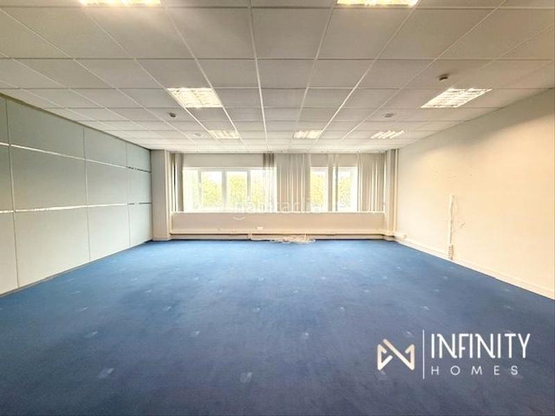 Foto bb776988-d2e0-4eaa-9505-0b7a93b79a6b. Ufficio con riscaldamento in Derio