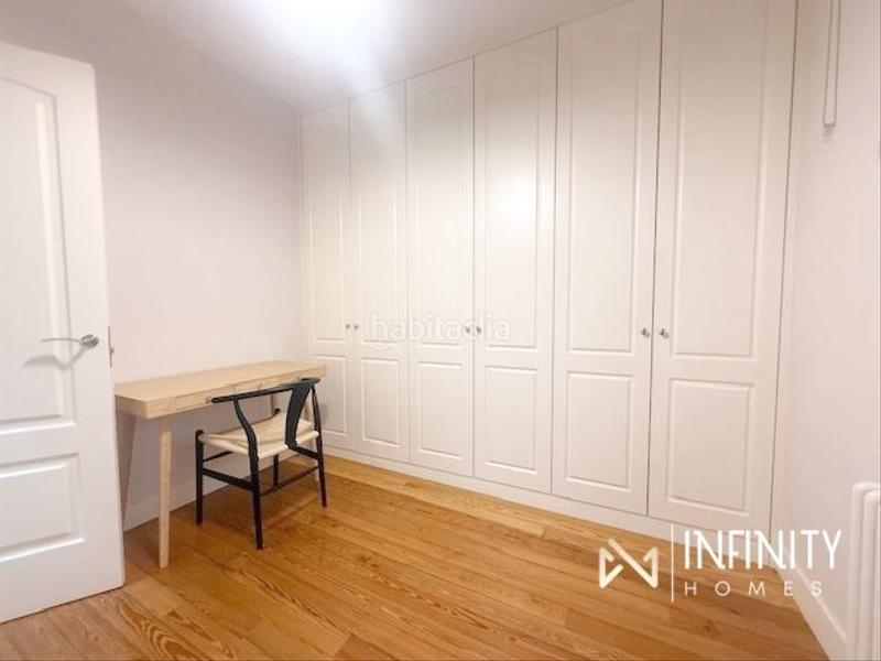 Foto 0fd92331-86d4-4f5b-857f-419d4b8f338d. Alquiler piso se alquila vivienda para cortas estancias en la plaza indautxu en Bilbao