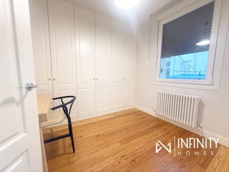 Foto c093674a-9482-42ad-8e1d-f6411830302d. Alquiler piso se alquila vivienda para cortas estancias en la plaza indautxu en Bilbao