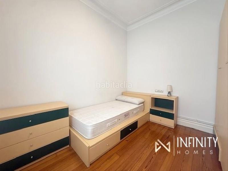 Foto e3ce48d4-37a4-4381-a577-ed815b1af973. Alquiler piso se alquila magnifica vivienda en el ensanche en Bilbao