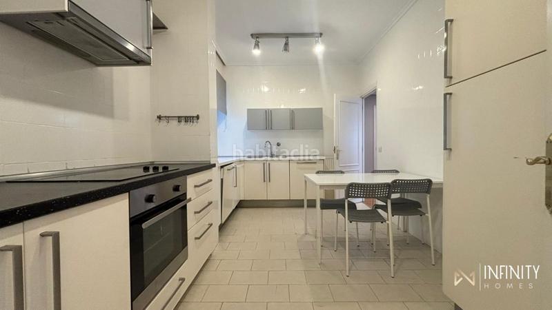 Foto 7180d3bc-7dde-47be-9d86-25e3dd338133. Alquiler piso se alquila vivienda en indautxu en Sabino Arana-Jesuitas Bilbao