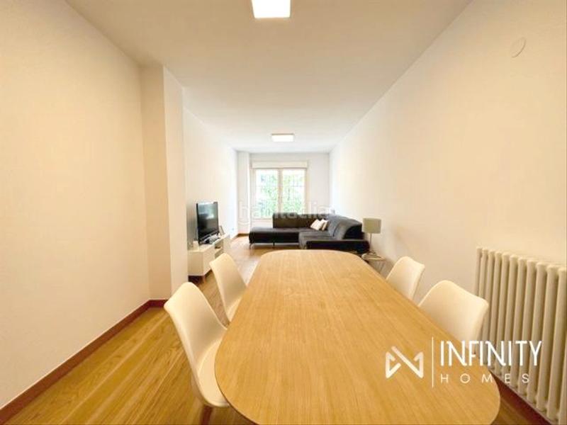 Foto f3f4f1f2-0805-471c-aed3-26638b9d1d00. Location appartement avec chauffage parking dans Abandoibarra - Guggenheim Bilbao