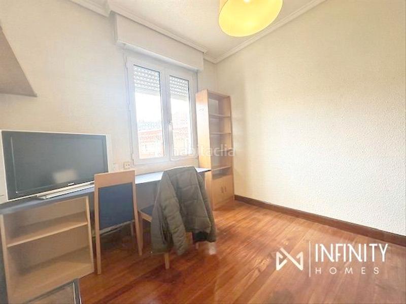 Foto 2ed40113-26b6-4efa-85ea-837d8e4f8e6f. Rent flat with heating in Iralabarri Bilbao
