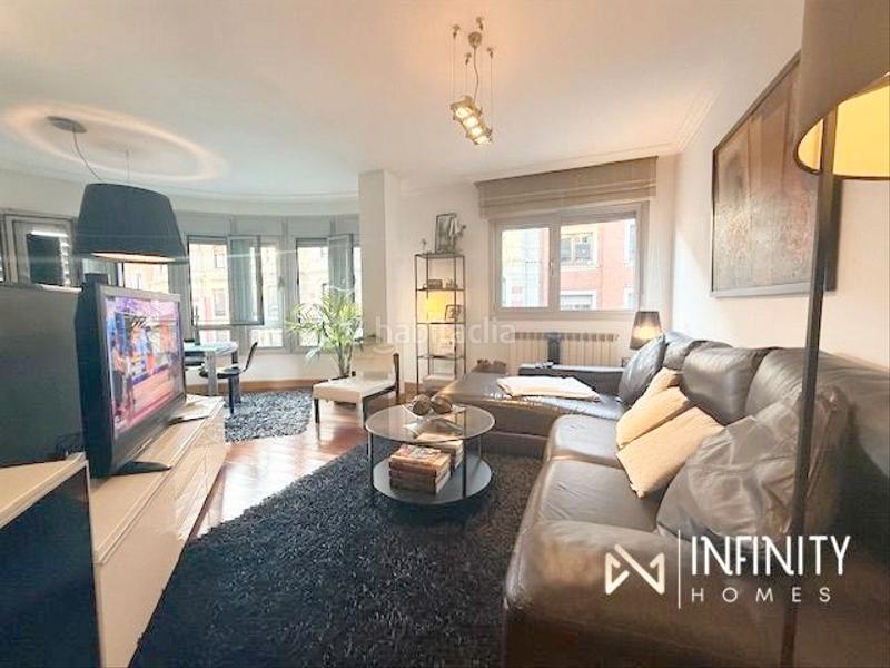 Foto 2ce4705f-18f5-4f10-b6fb-698baaca73e9. Appartamento con riscaldamento parcheggio in Alhóndiga Bilbao