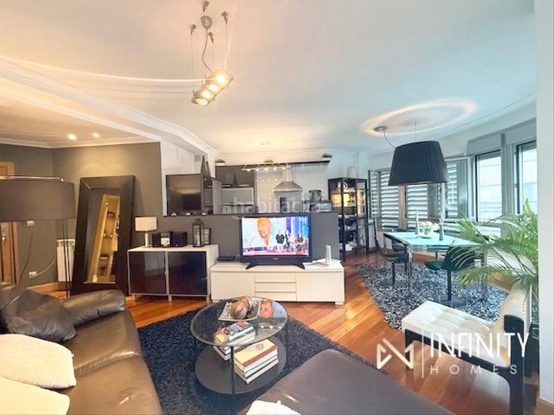 Foto bf214e95-7c7a-4408-9526-19737fc43c2f. Appartamento con riscaldamento parcheggio in Alhóndiga Bilbao