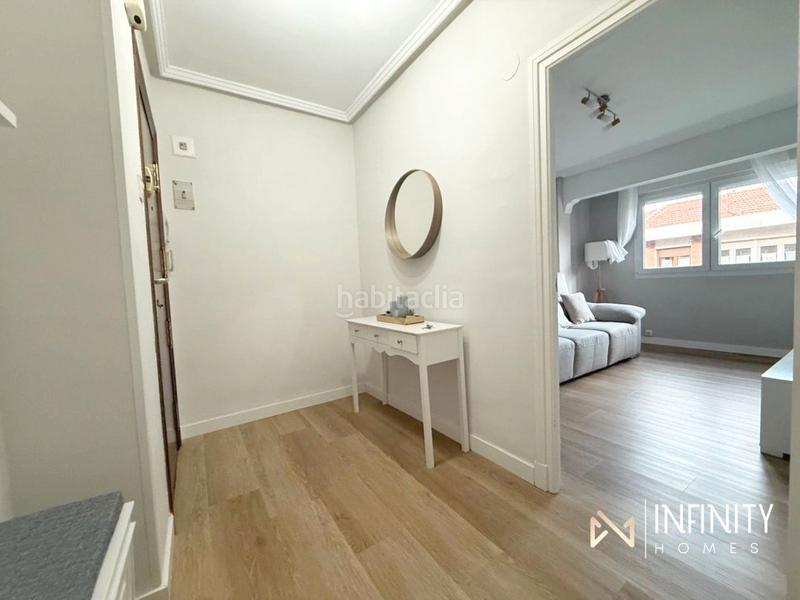 Foto 43f11094-de27-4d5c-9047-184aa3dd7d42. Rent flat with heating in Bagatza - S. Vicente Barakaldo