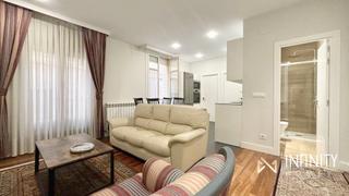 Location Appartement  Kale barria. Se alquila vivienda en el casco viejo para cortas estancias.