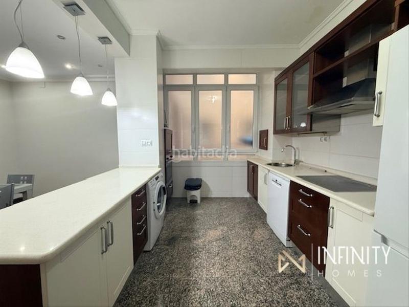 Foto 436b87f0-233a-4f00-8a26-84cce461715b. Etagenwohnung mit heizung parking in Basurtu Bilbao