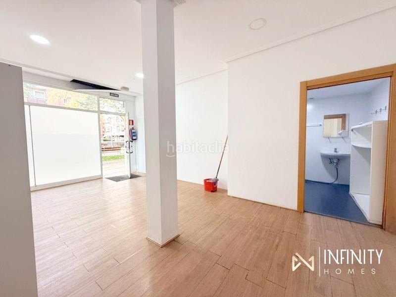 Foto 3bcfaf93-6b48-4963-bb7b-87d23b5a6ca1. Lloguer local comercial a Las Arenas Getxo