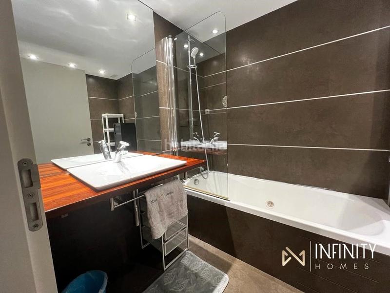 Foto e7380f3b-7ae9-45bf-94cb-14a0919cb22b. Lloguer pis amb calefacció aparcament a Abandoibarra - Guggenheim Bilbao