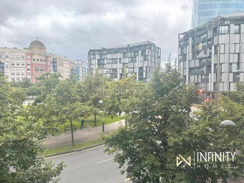 Foto ed63348f-6db4-4fbd-93f6-3e5591f5ccf3. Lloguer pis amb calefacció aparcament a Abandoibarra - Guggenheim Bilbao