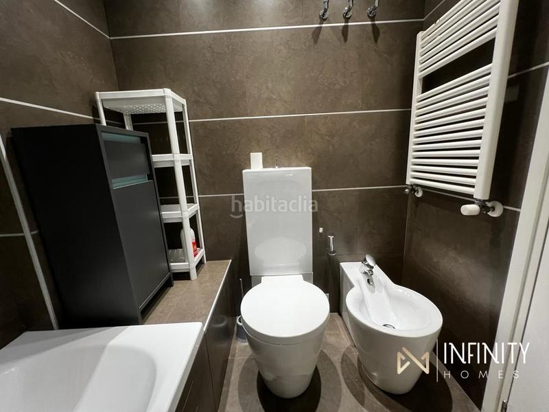 Foto eeaf1317-1f27-4d6e-938a-a9e3fa814b67. Lloguer pis amb calefacció aparcament a Abandoibarra - Guggenheim Bilbao