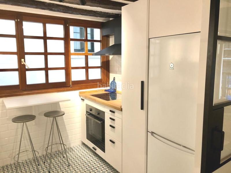 Foto 13ea036e-a7b0-4d5c-a11c-20ce918c058a. Alquiler piso se alquila vivienda reformada en Casco Viejo en Bilbao