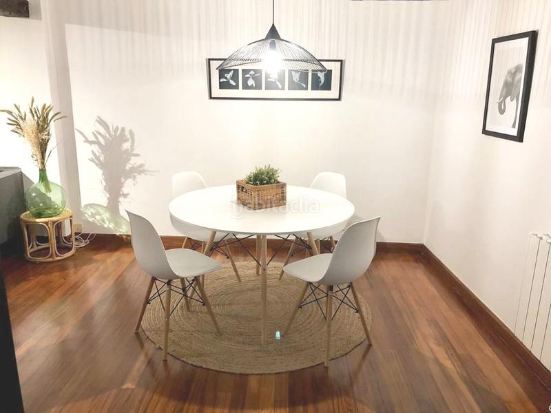 Foto 13faf802-c4c0-4106-836c-136afd535c81. Rent flat with heating in Casco Viejo Bilbao